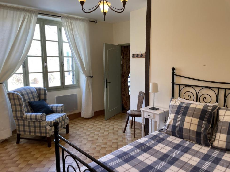 Holiday home Gites Du Boussagou *